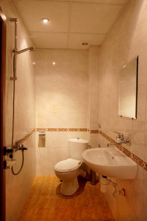 Family Hotel St. Constantine And Helena Ivaylovgrad Bagian luar foto