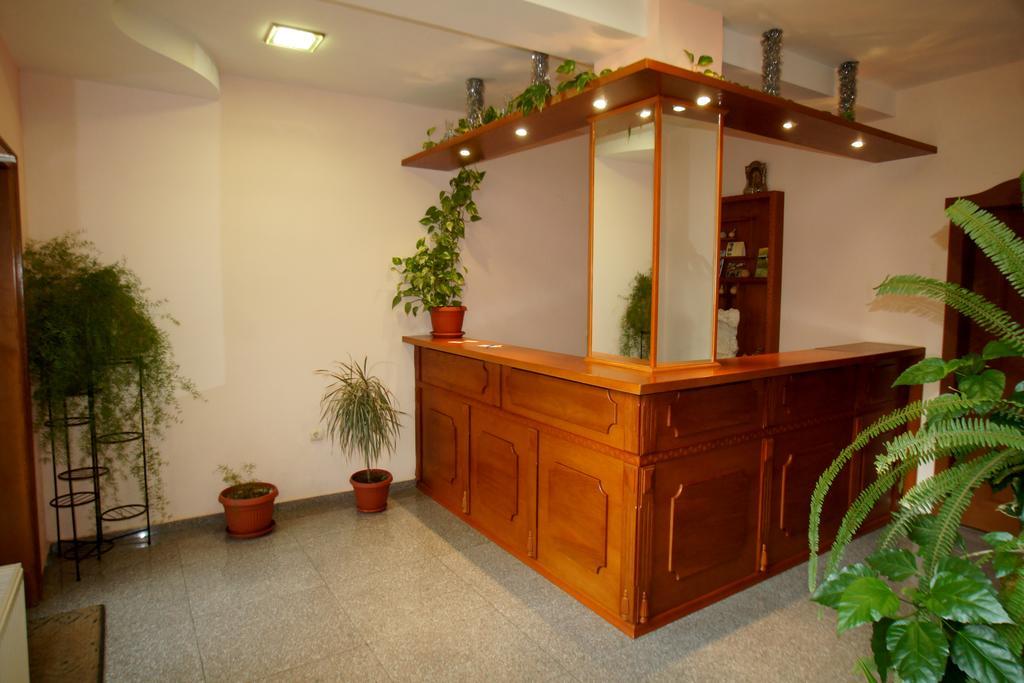Family Hotel St. Constantine And Helena Ivaylovgrad Bagian luar foto