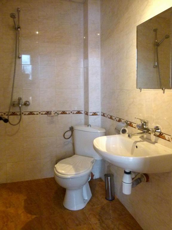 Family Hotel St. Constantine And Helena Ivaylovgrad Bagian luar foto